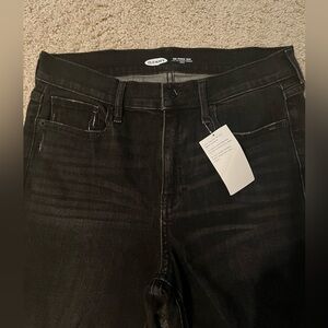Old Navy 8T. Power Jean straight ankle.  Never worn